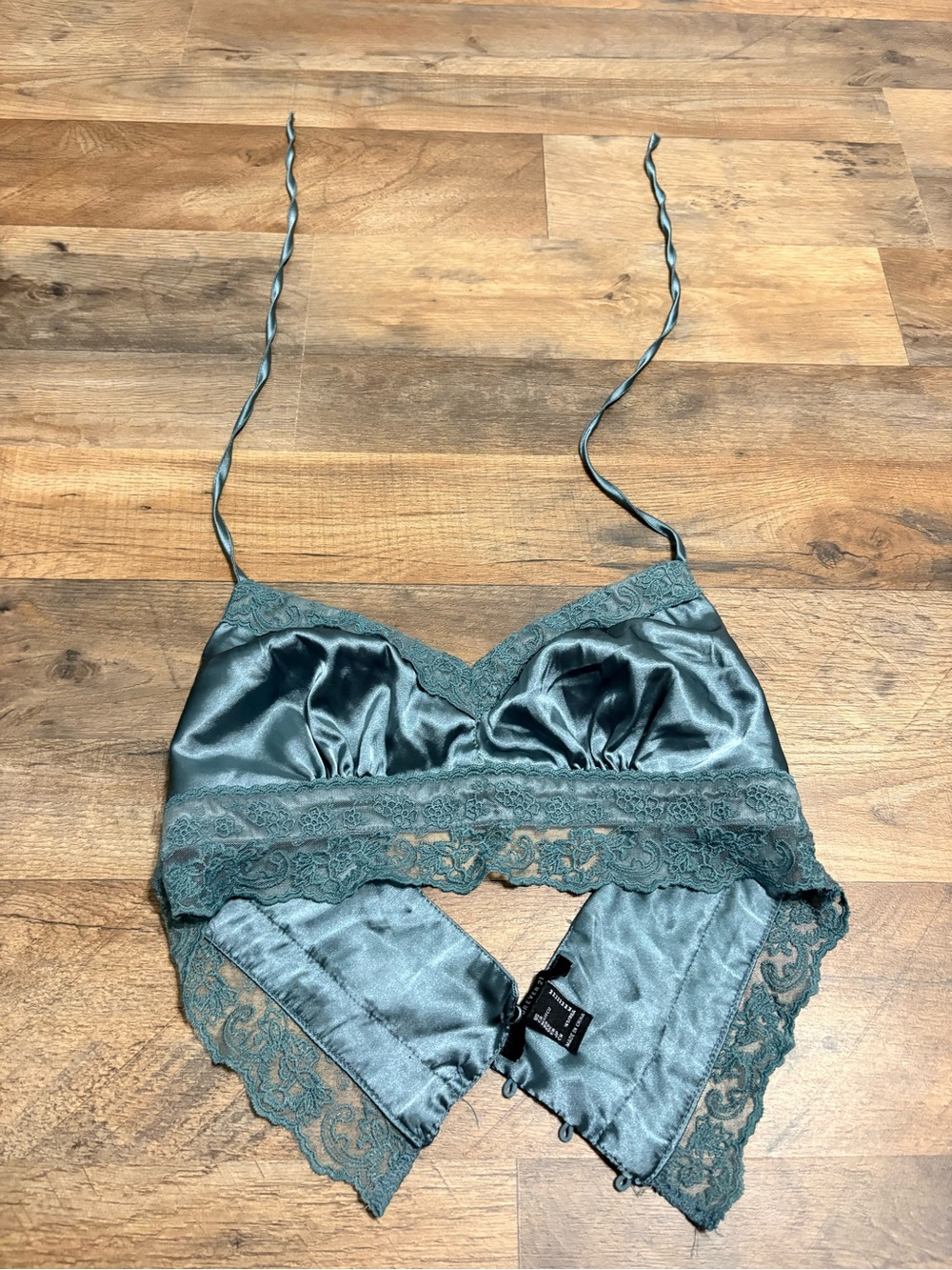🩵 Forever 21 Teal Satin & Lace Bralette Crop Top – Size M